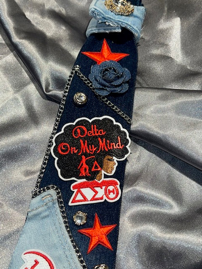 "DST" theme junk tie- Delta1