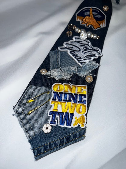 "SGRho" themed junk tie- 3